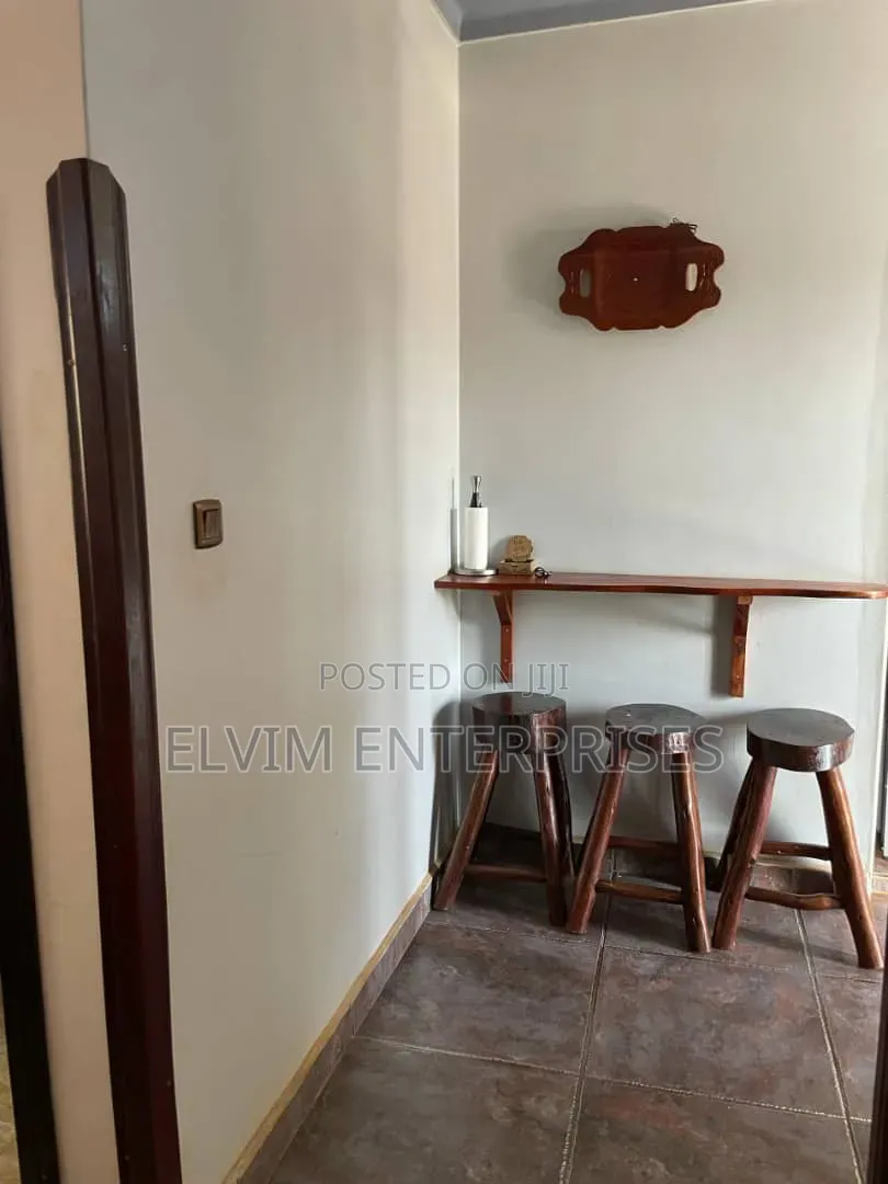 Furnished 1bdrm Apartment in Central Division for rent