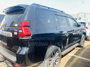 Toyota Land Cruiser Prado 2.7 2018 Black