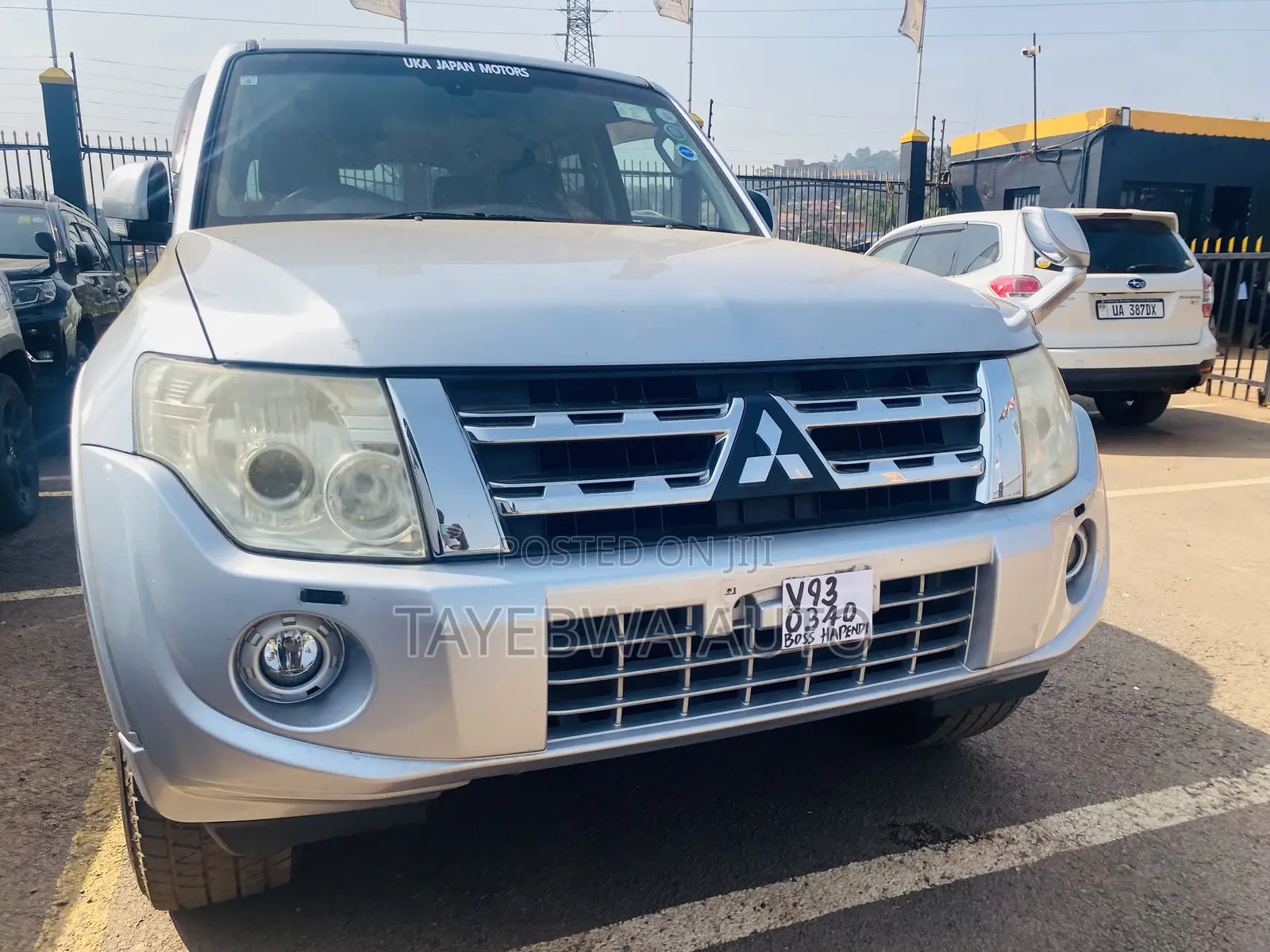 Mitsubishi Pajero 3.0 2010 Silver