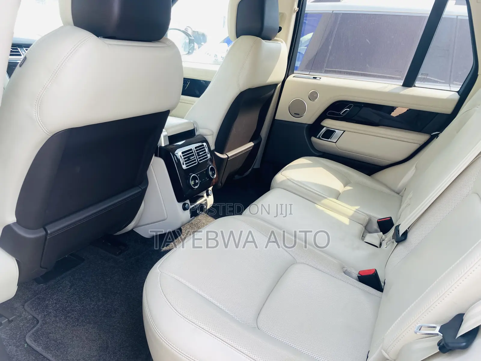 Land Rover Range Rover Vogue 2019 White