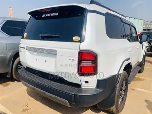 Toyota Land Cruiser 2024 White