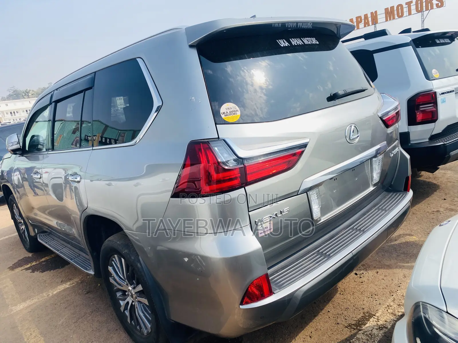 Lexus LX 570 AWD 2018 Gray