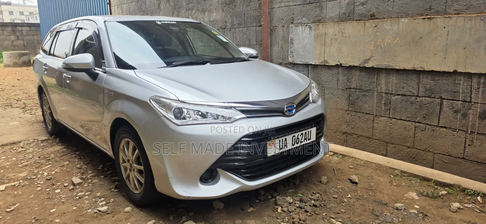 Toyota Corolla Fielder 2016 Silver