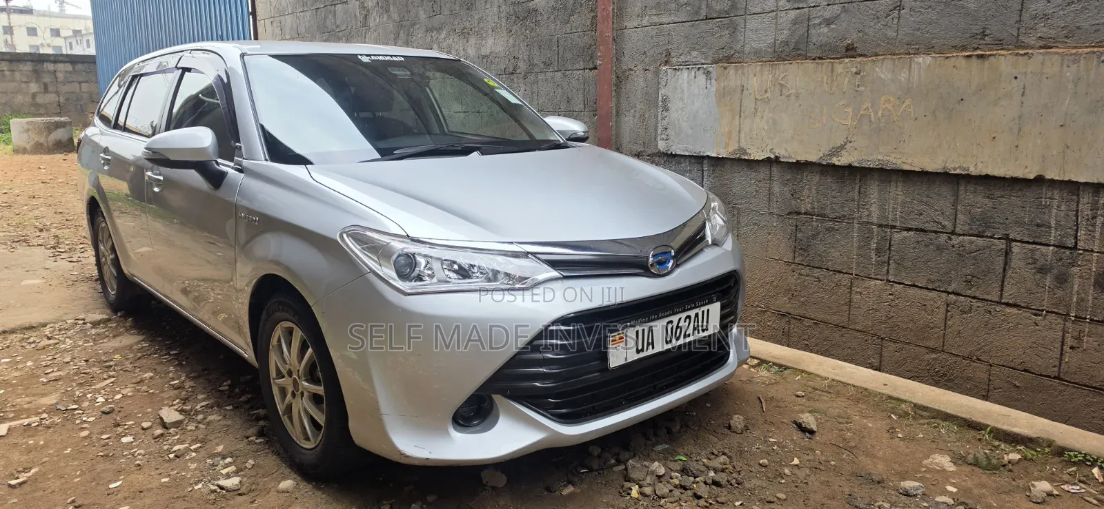 Toyota Corolla Fielder 2016 Silver