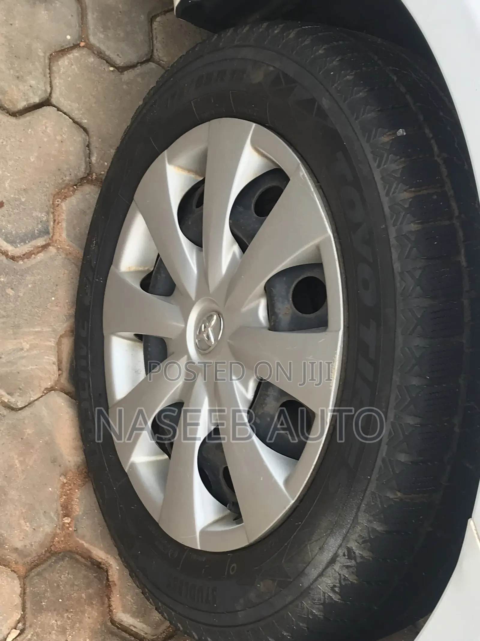 Toyota Corolla Fielder 2010 White