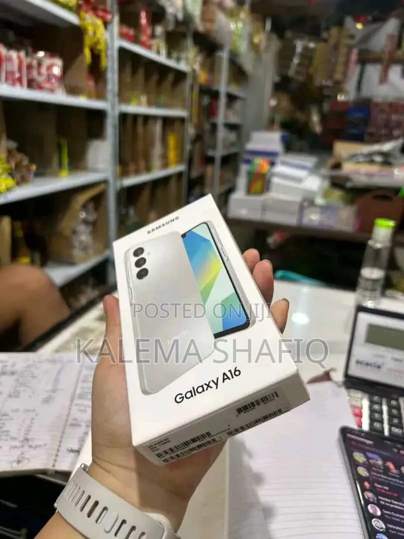 New Samsung Galaxy A16 5G 256 GB Gold