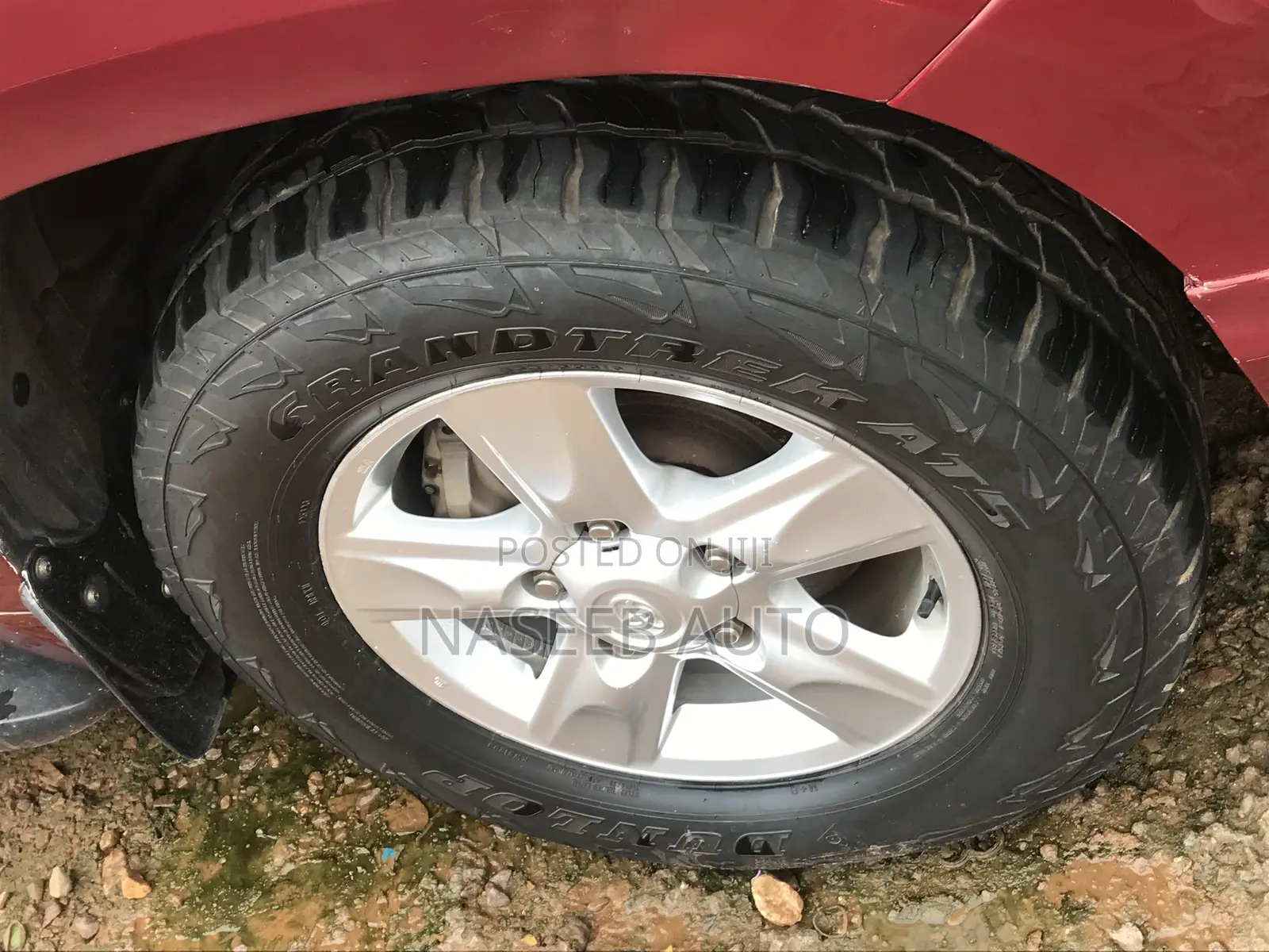 Toyota Land Cruiser Prado 2011 Maroon
