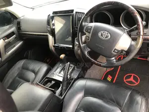 Toyota Land Cruiser Prado 2011 Maroon