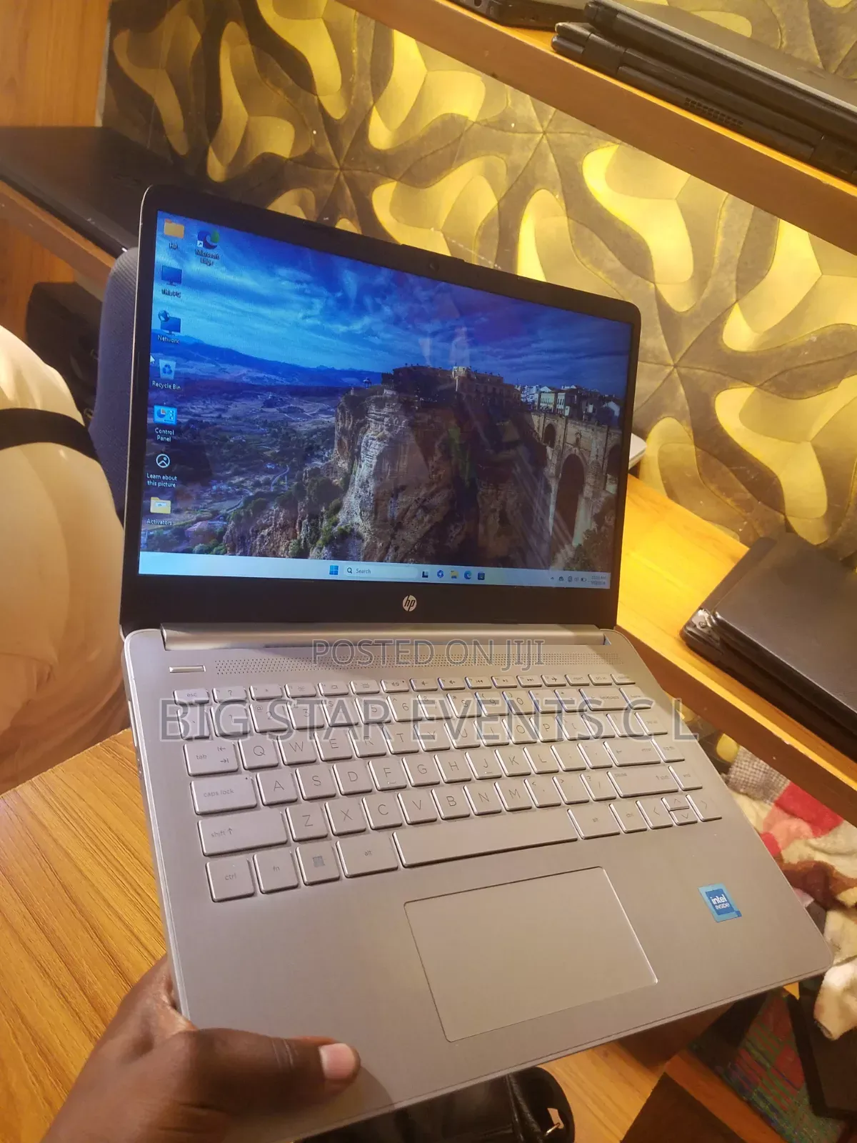 Laptop HP 14S 8GB Intel Celeron SSD 256GB
