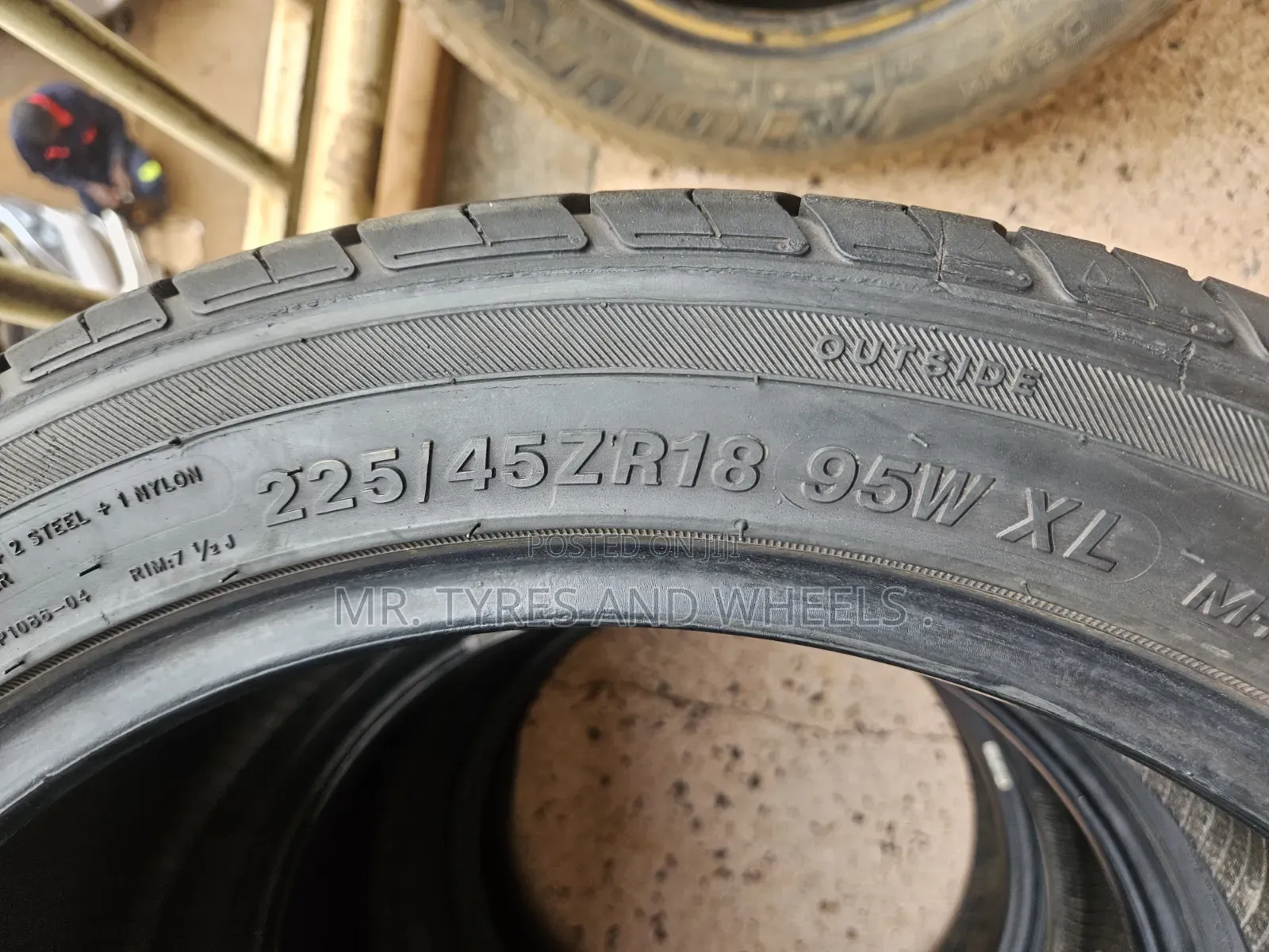 225 45 ZR18 95W XL Its Only One in Joyroad Used Fast Class Tires.