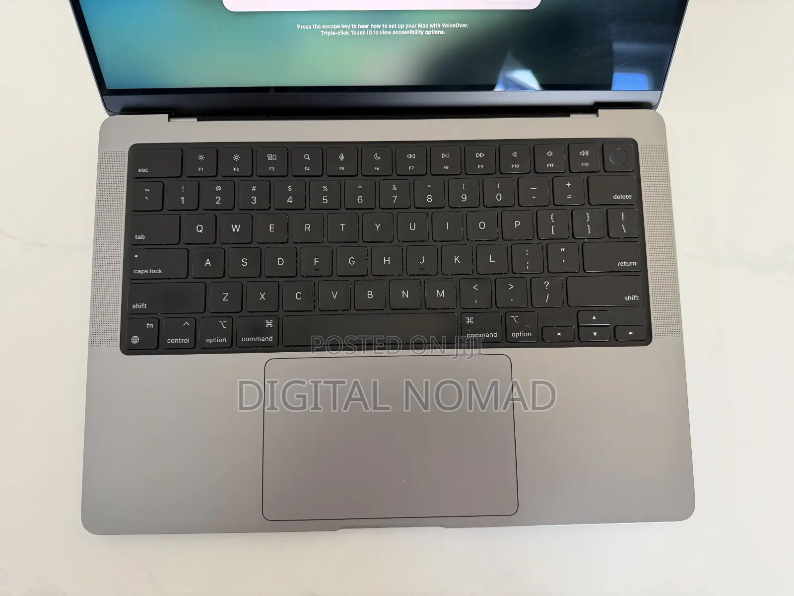 Laptop Apple MacBook Pro 2021 M1 16GB Apple M1 Pro SSD 512GB