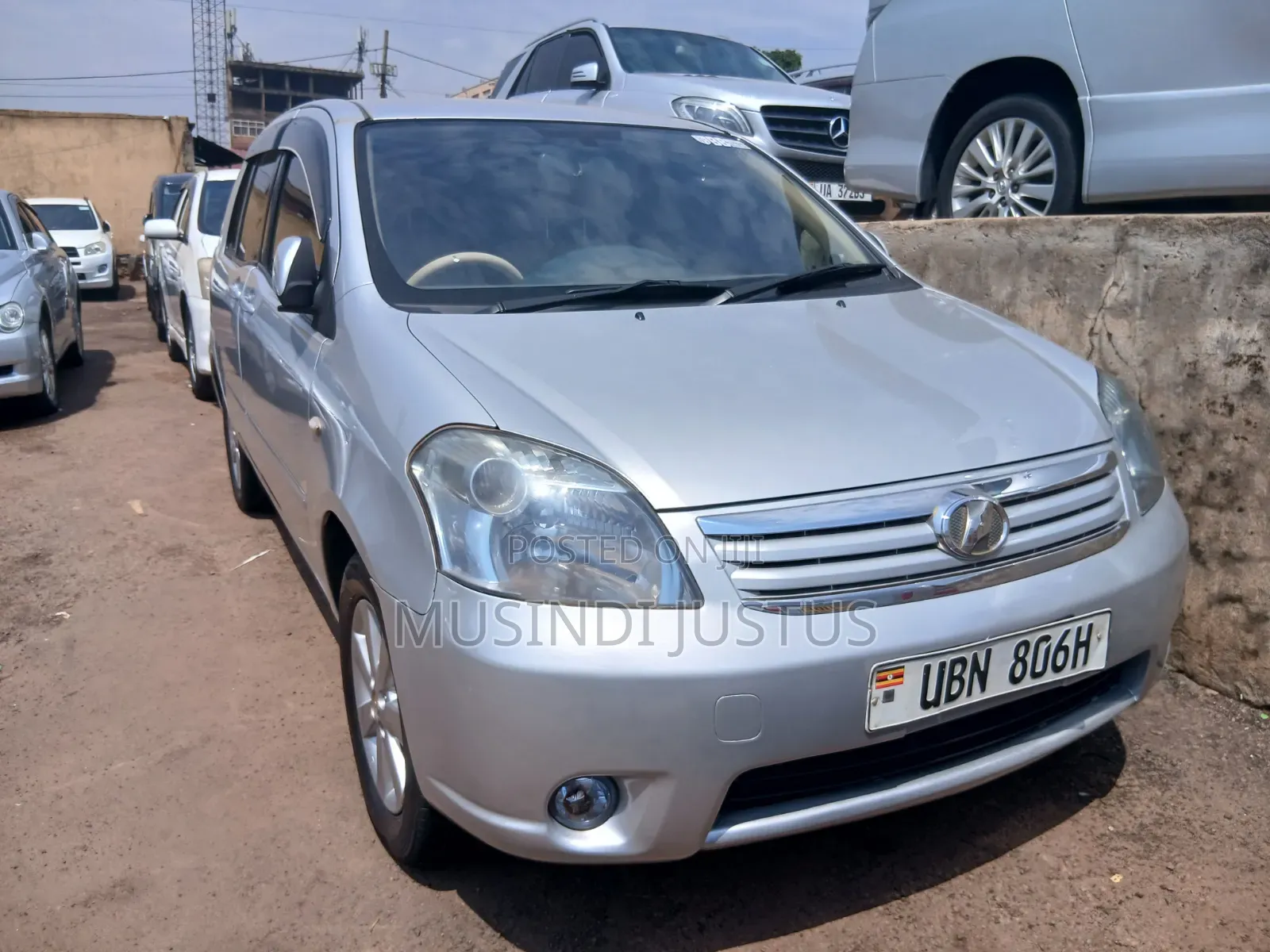 Toyota Raum 2008 Silver