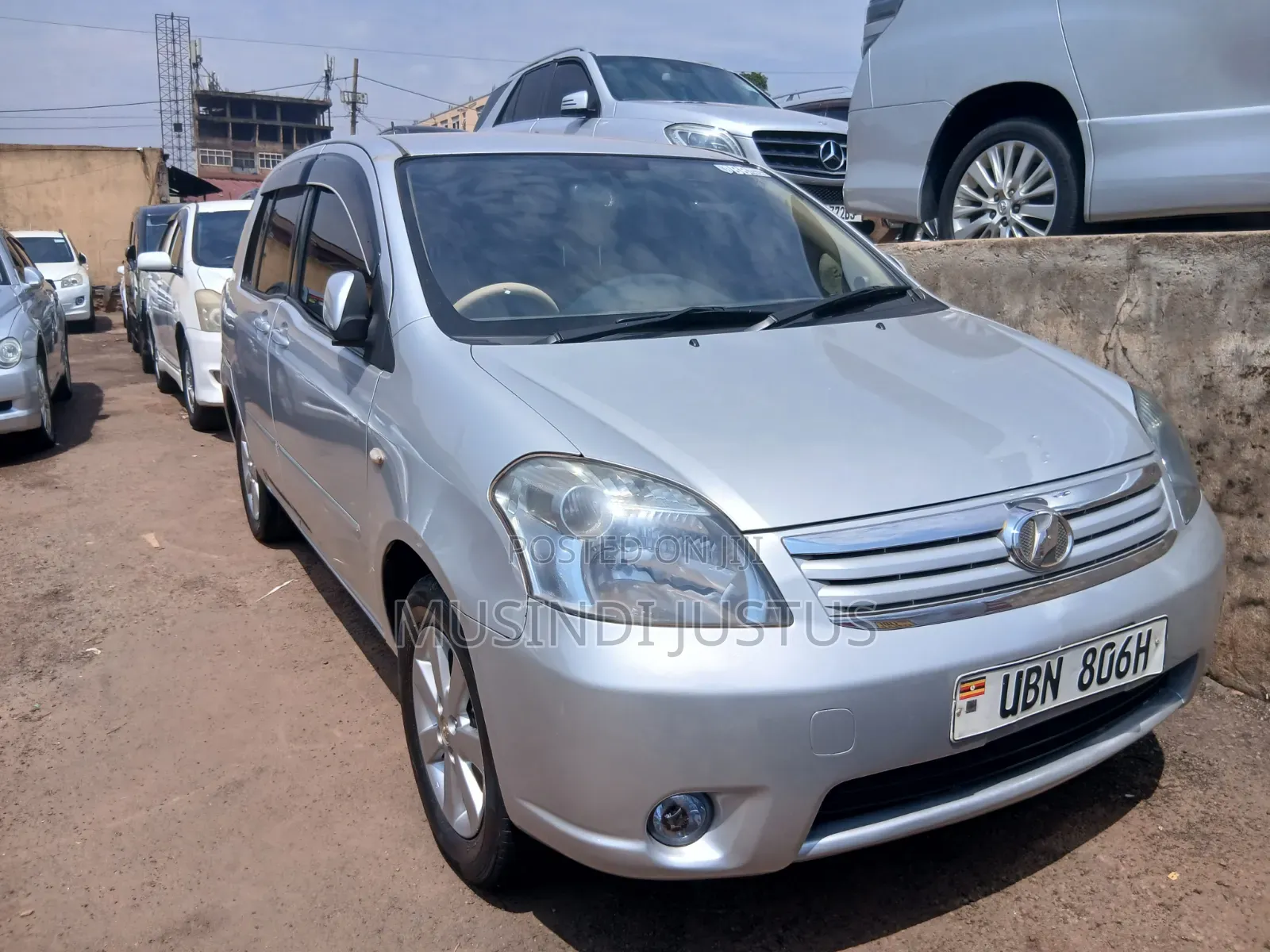 Toyota Raum 2008 Silver