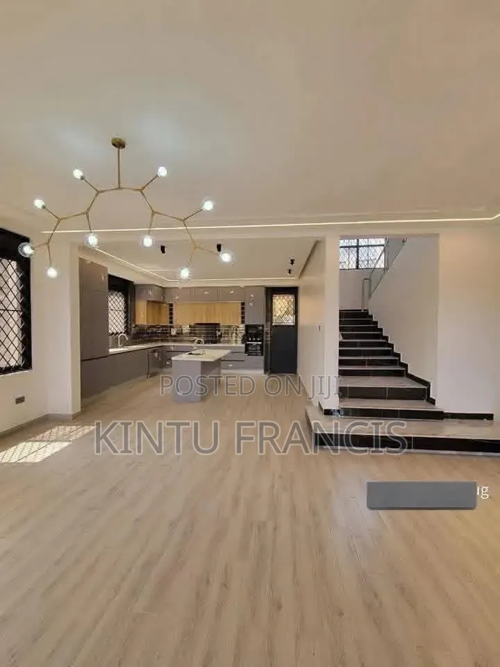 4bdrm House in Standalone Kisaasi, Central Division for rent