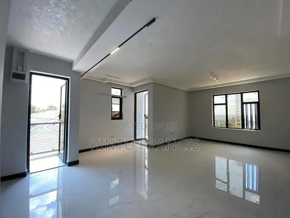 2bdrm House in Kisaasi, Central Division for rent