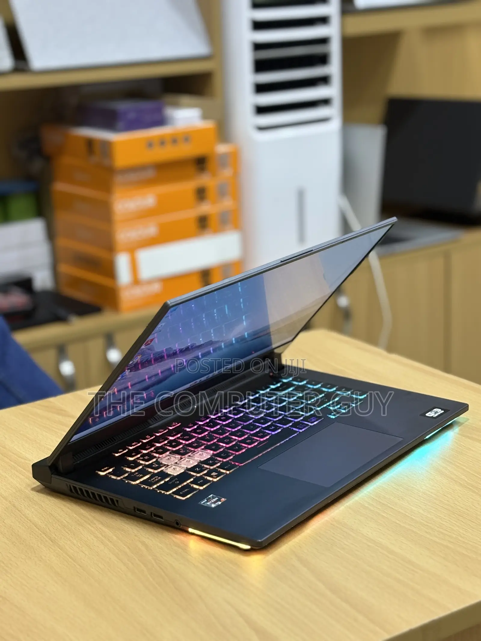 New Laptop Asus ROG Strix G15 16GB AMD Ryzen 7 SSD 1T