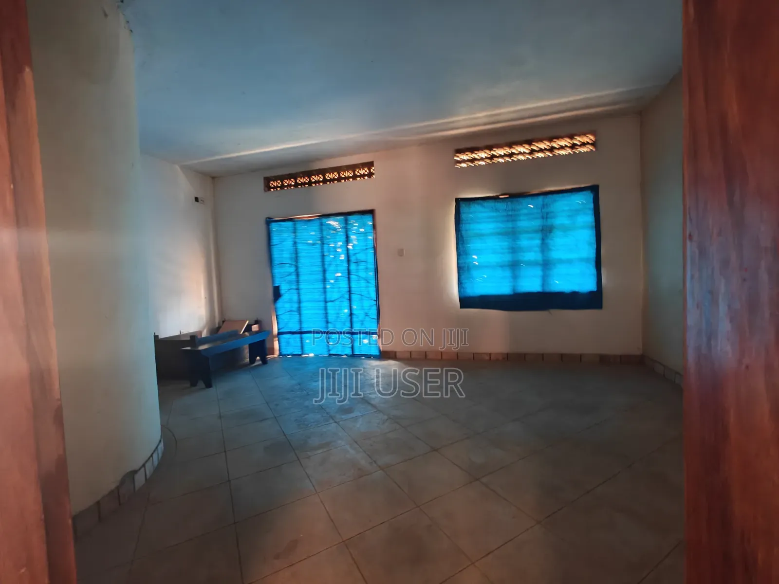 10bdrm House in Division A for sale