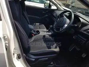 Subaru Impreza 2.0i Premium AWD Hatchback 2018 White