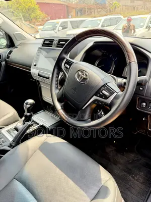 Toyota Land Cruiser Prado 2.7 2023 Black