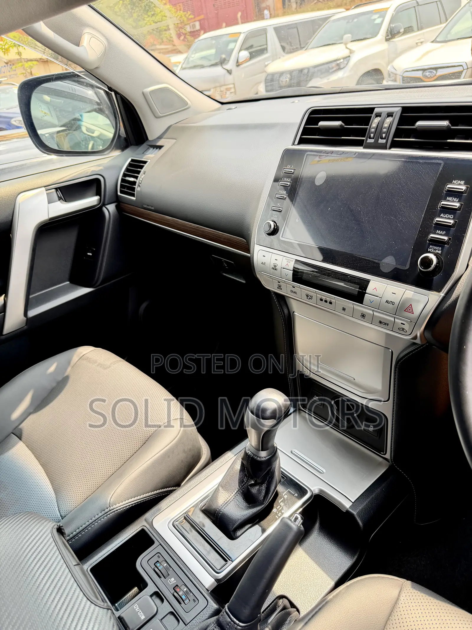 Toyota Land Cruiser Prado 2.7 2023 Black