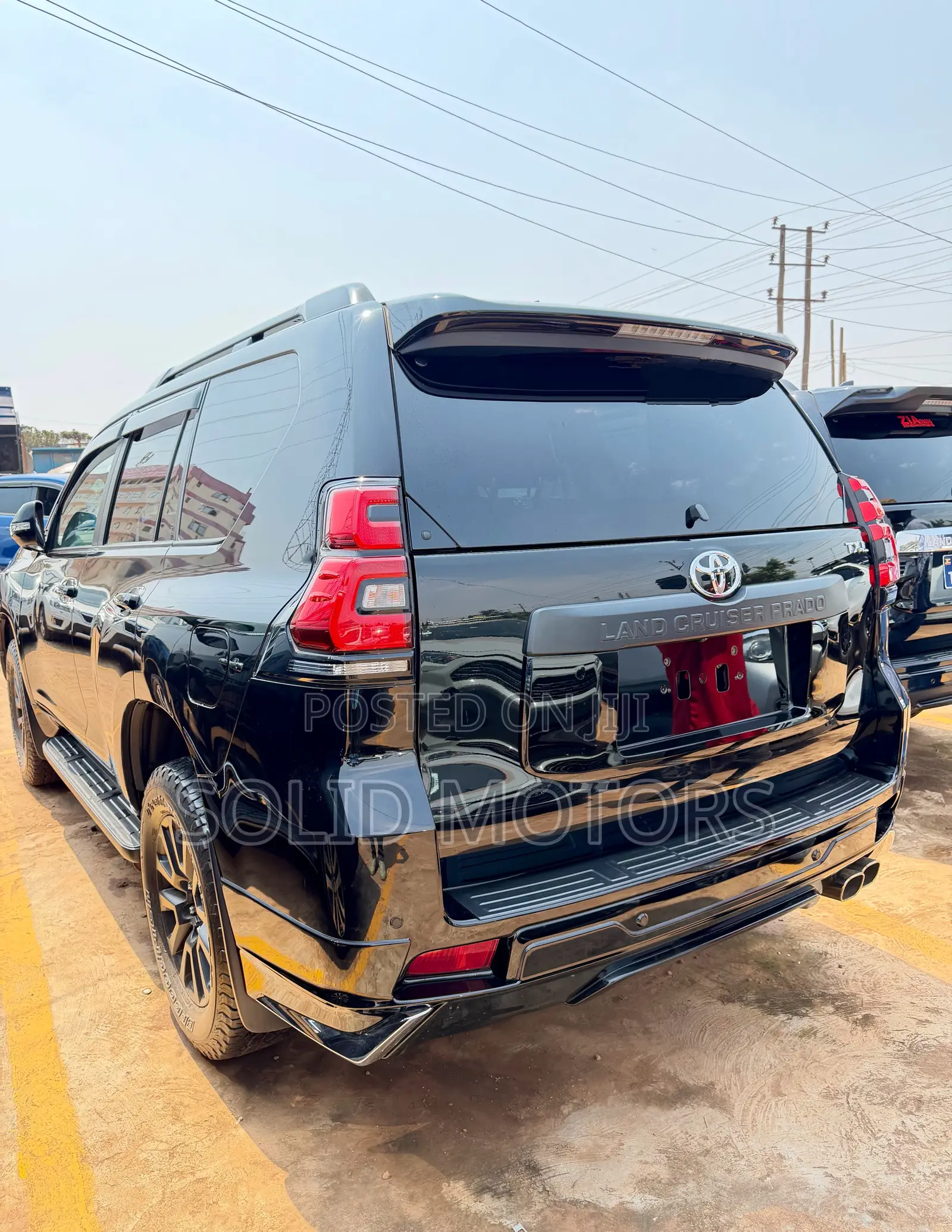 Toyota Land Cruiser Prado 2.7 2023 Black