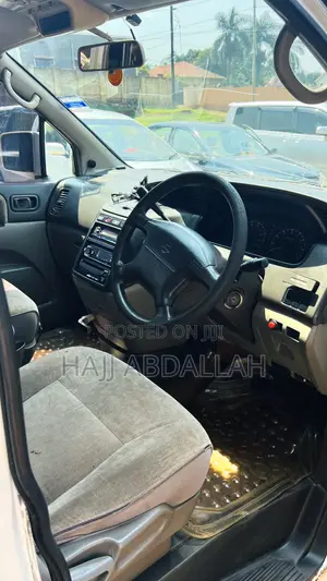Nissan Elgrand 2003 White