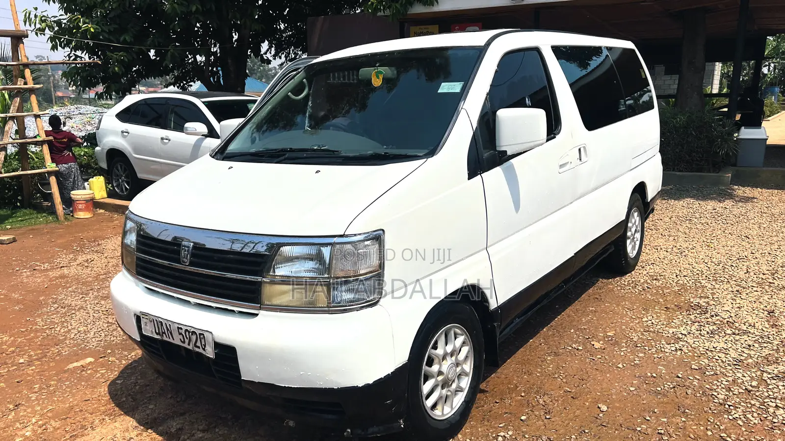 Nissan Elgrand 2003 White
