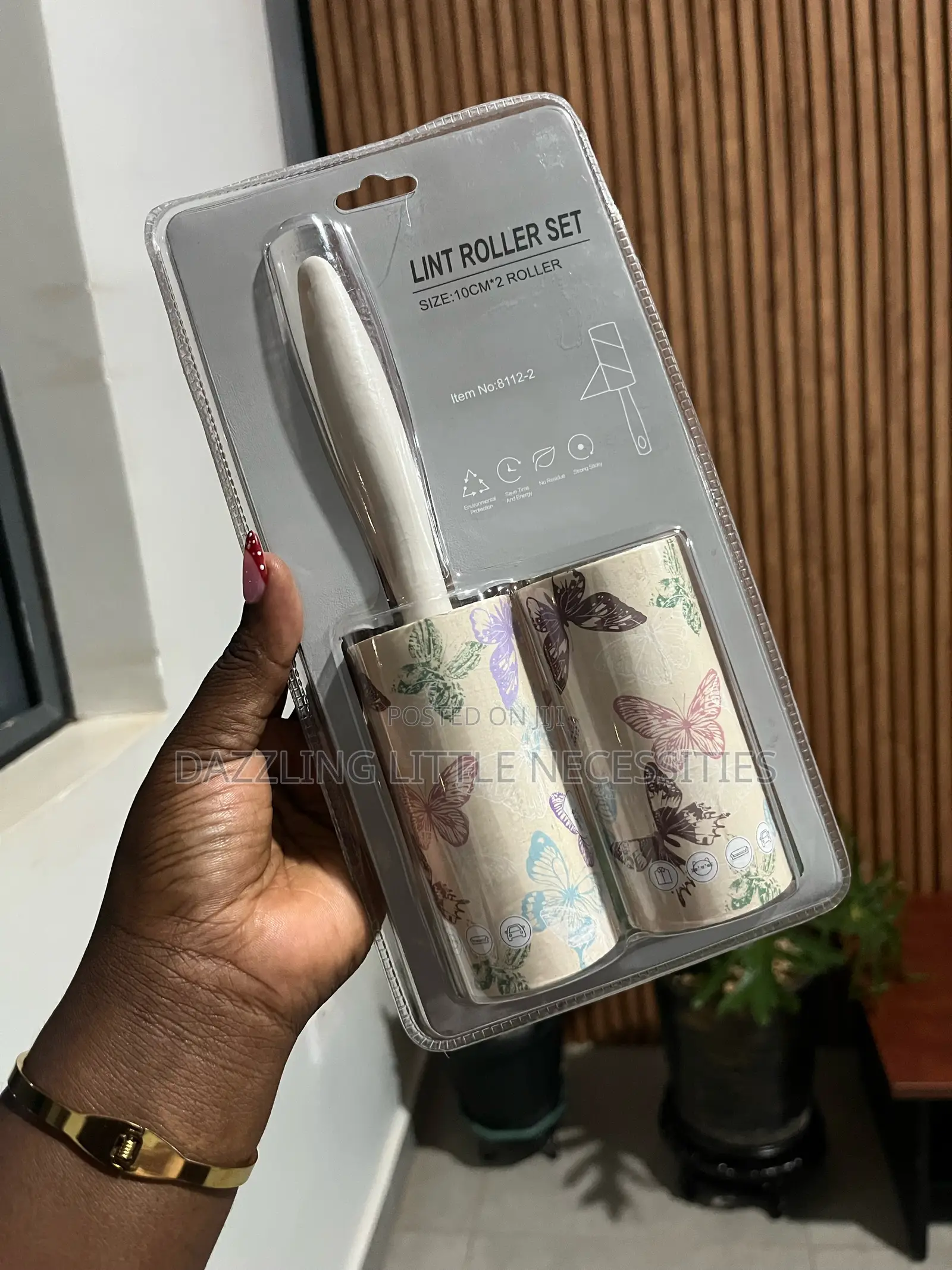 Butterfly Lint Roller With 1 Extra Refill