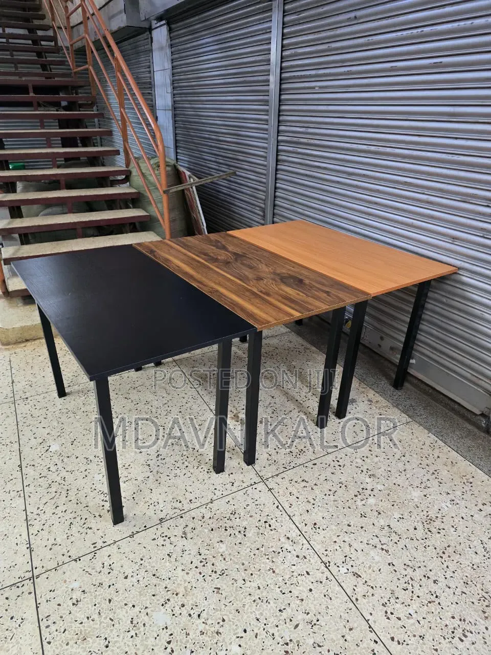 Foldable Reading Table
