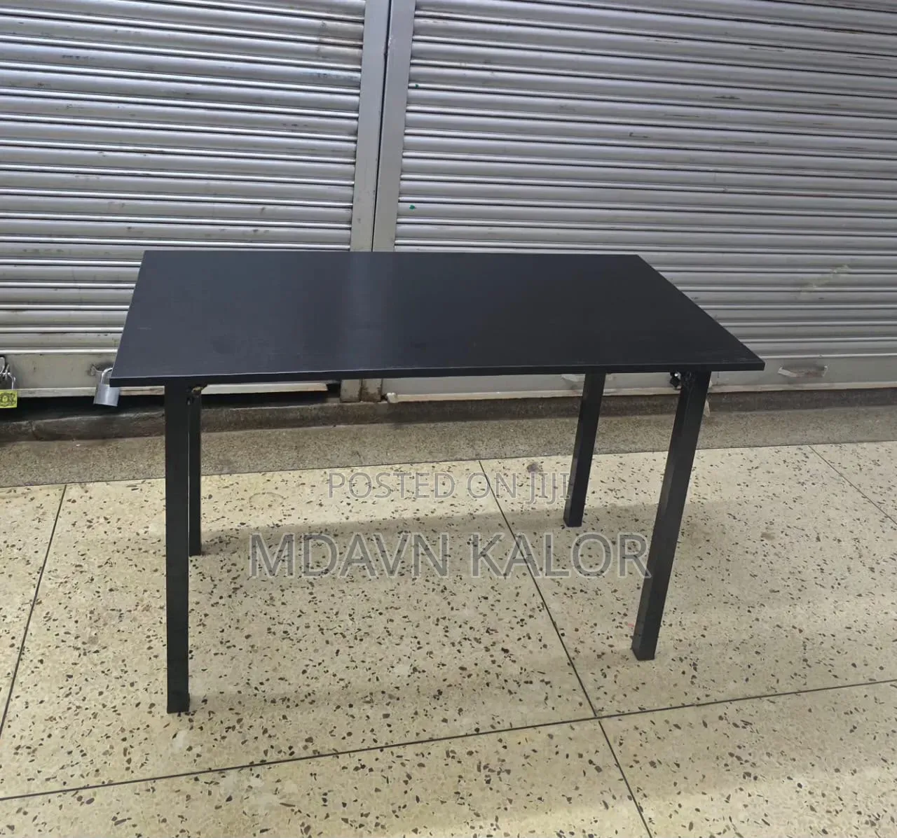 Foldable Reading Table
