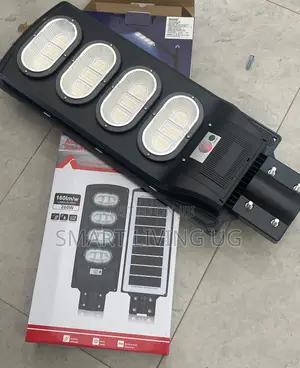 200W Solar Street Light – Bright, Durable Waterproof