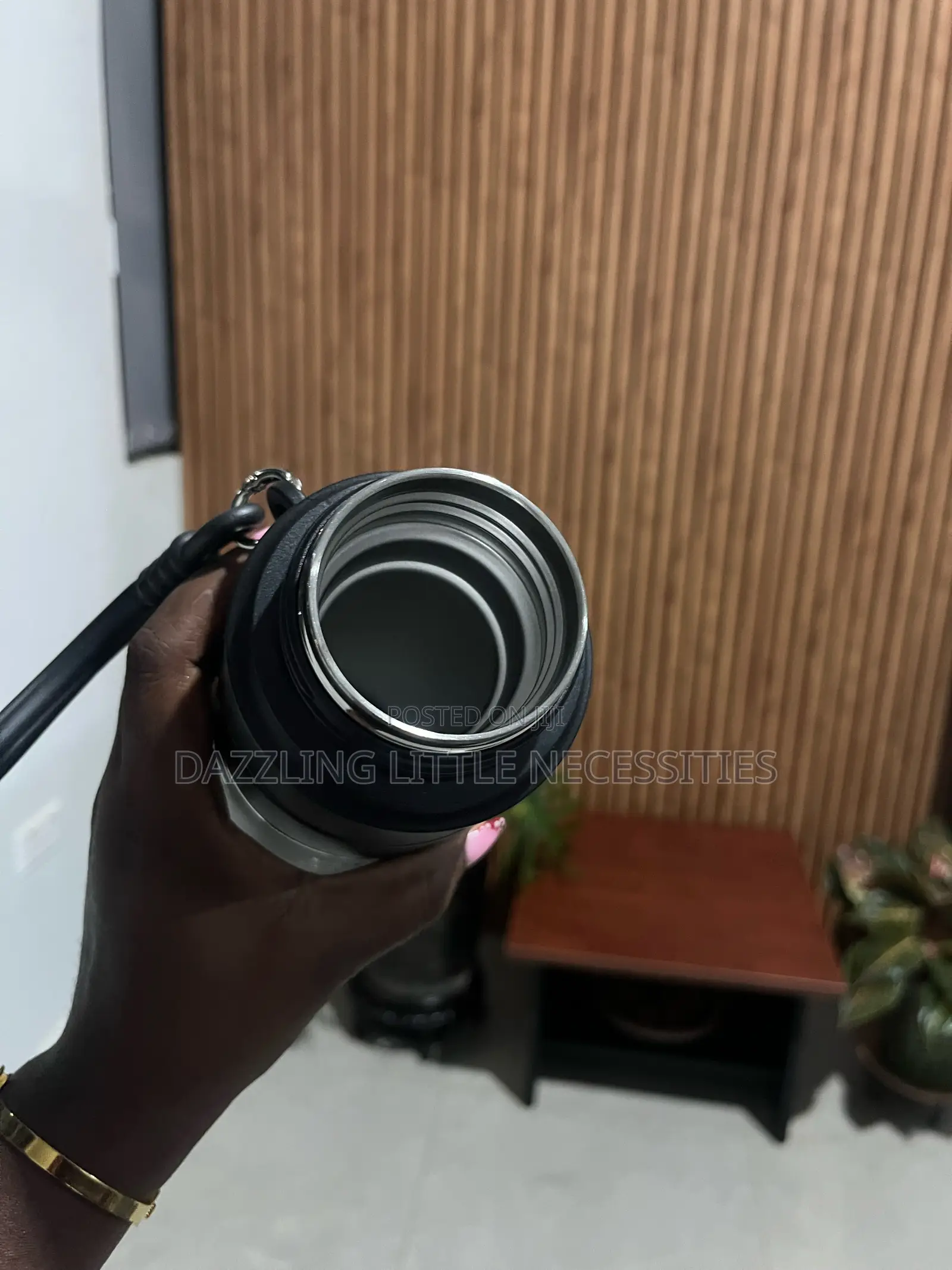 Jiakan Vacuum Insulated Flask - 900mls (Midnight Black)