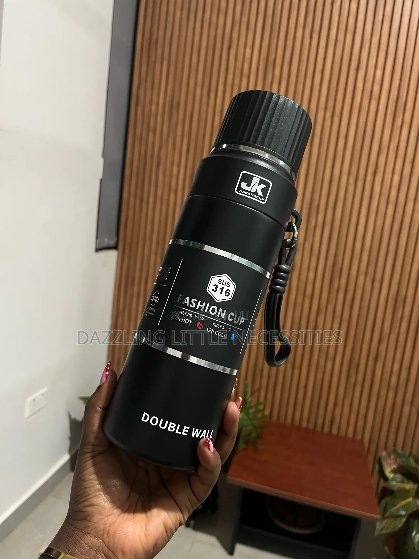 Jiakan Vacuum Insulated Flask - 900mls (Midnight Black)