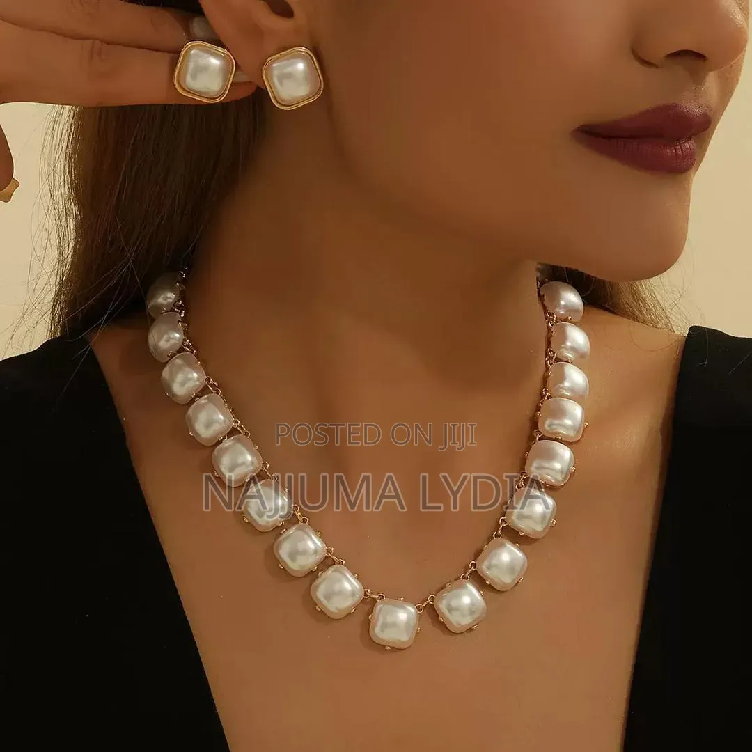 Ladies Jewelry