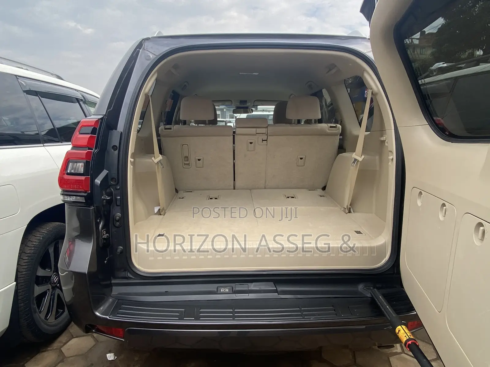 Toyota Land Cruiser Prado 2.8 2017 Gray
