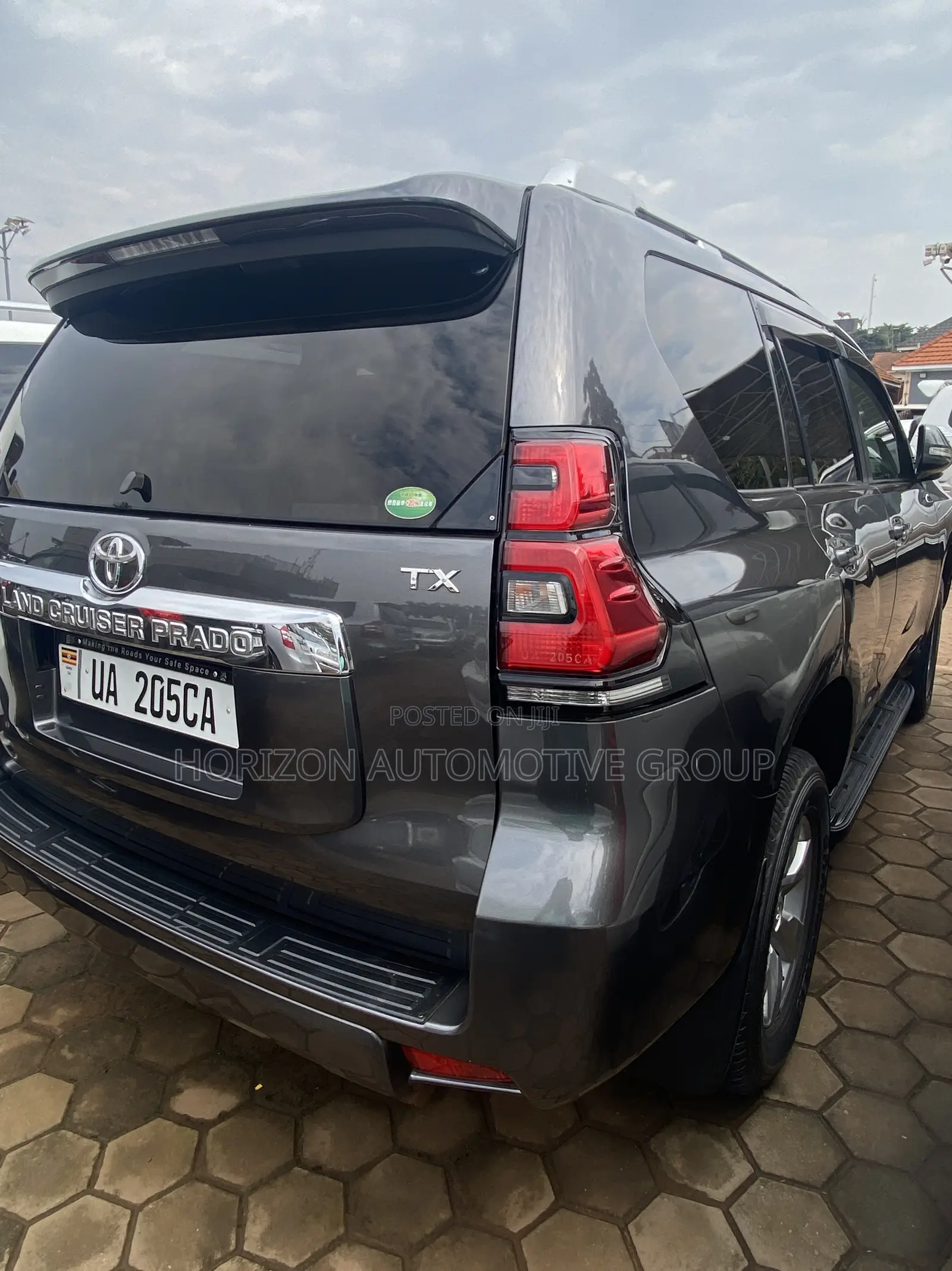 Toyota Land Cruiser Prado 2.8 2017 Gray