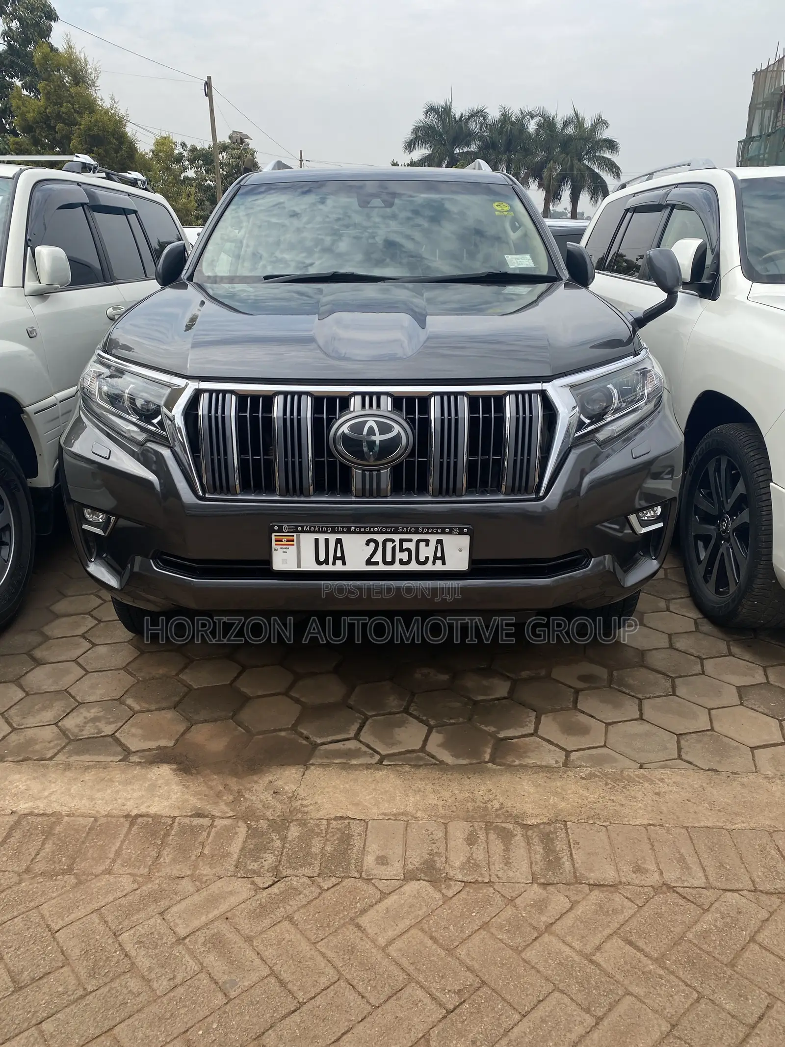 Toyota Land Cruiser Prado 2.8 2017 Gray