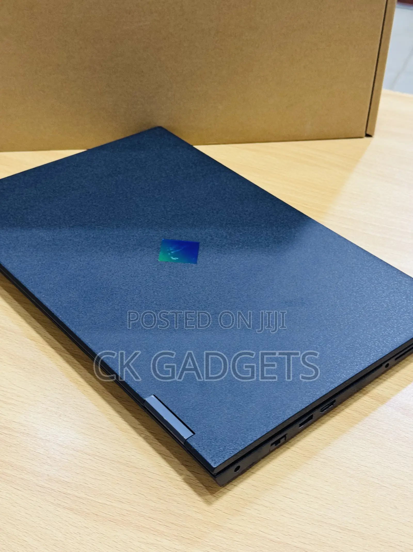 New Laptop HP Omen 15 16GB AMD Ryzen 5 SSD 512GB