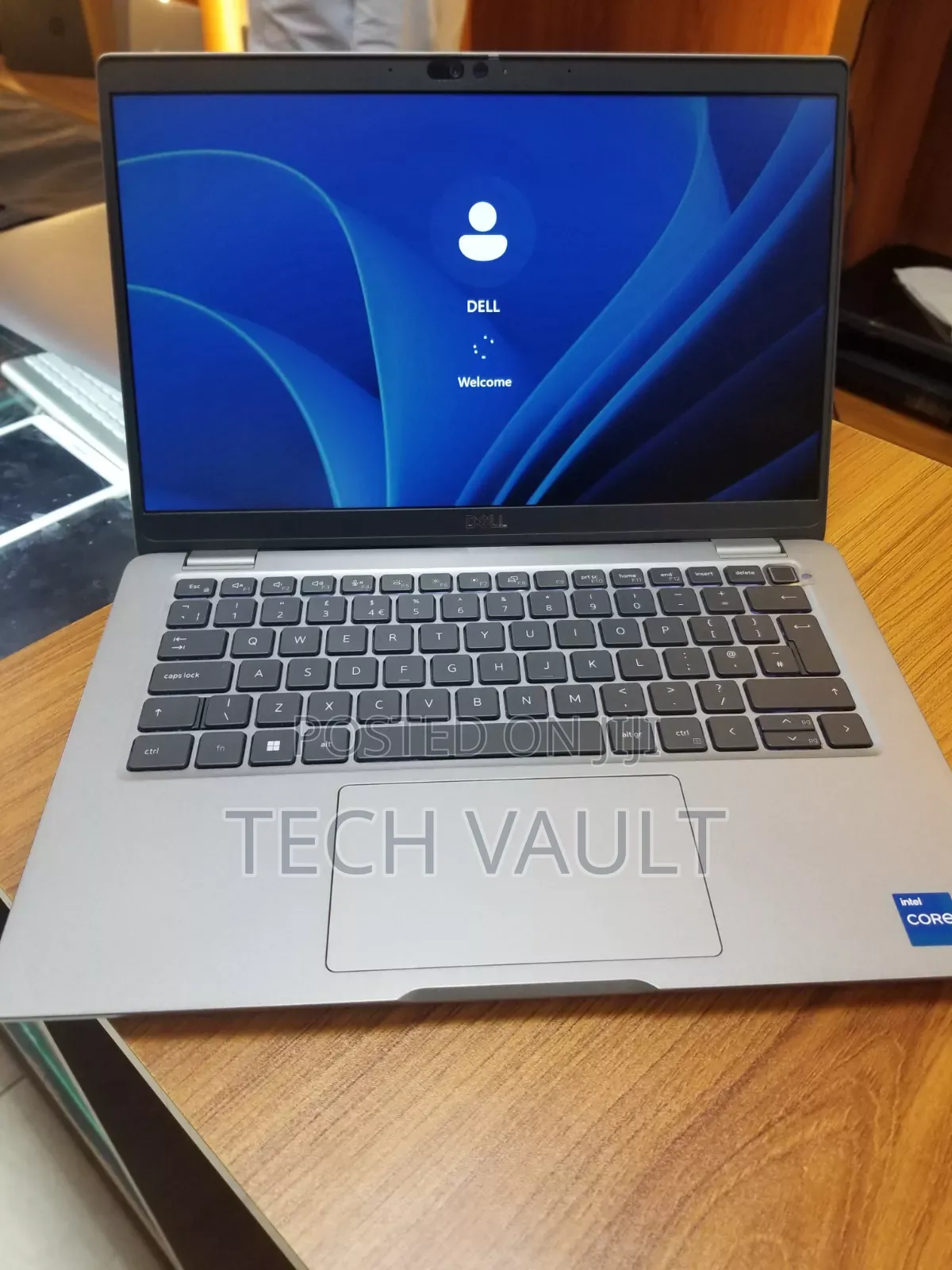New Laptop Dell Latitude 5340 16GB Intel Core i5 SSD 256GB