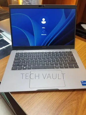 New Laptop Dell Latitude 5340 16GB Intel Core i5 SSD 256GB