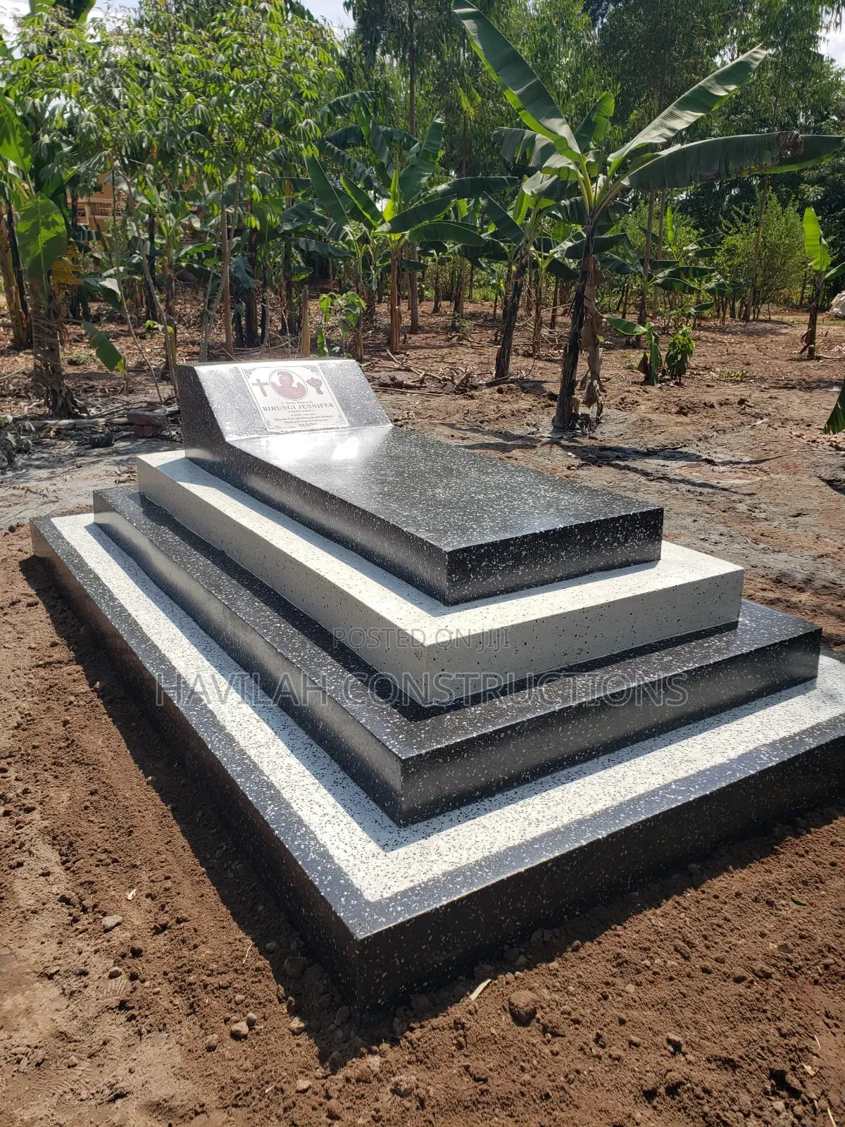 Grave Finishing in (Granite/Marble) and Terrazzo