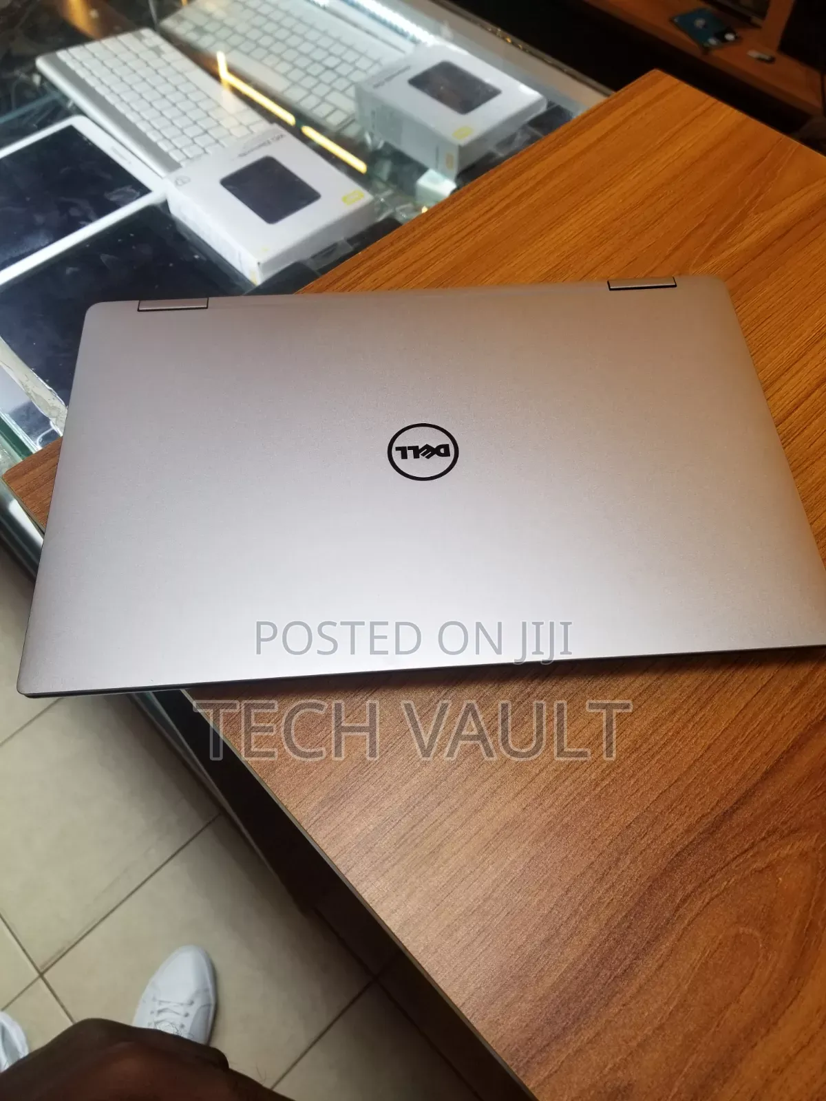 New Laptop Dell XPS 13 9365 2-in-1 8GB Intel Core i7 SSD 512GB