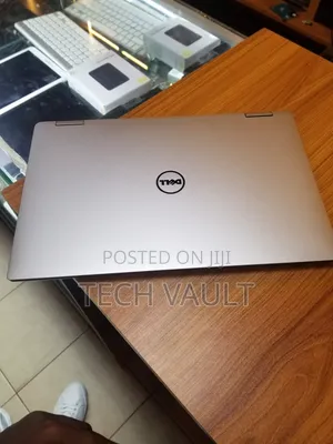 New Laptop Dell XPS 13 9365 2-in-1 8GB Intel Core i7 SSD 512GB