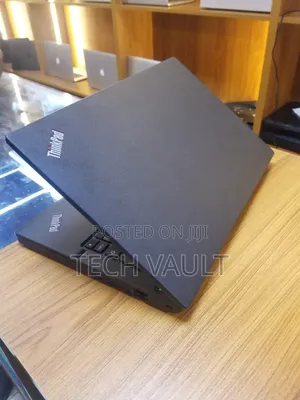 New Laptop Lenovo ThinkPad X260 8GB Intel Core i5 SSD 256GB