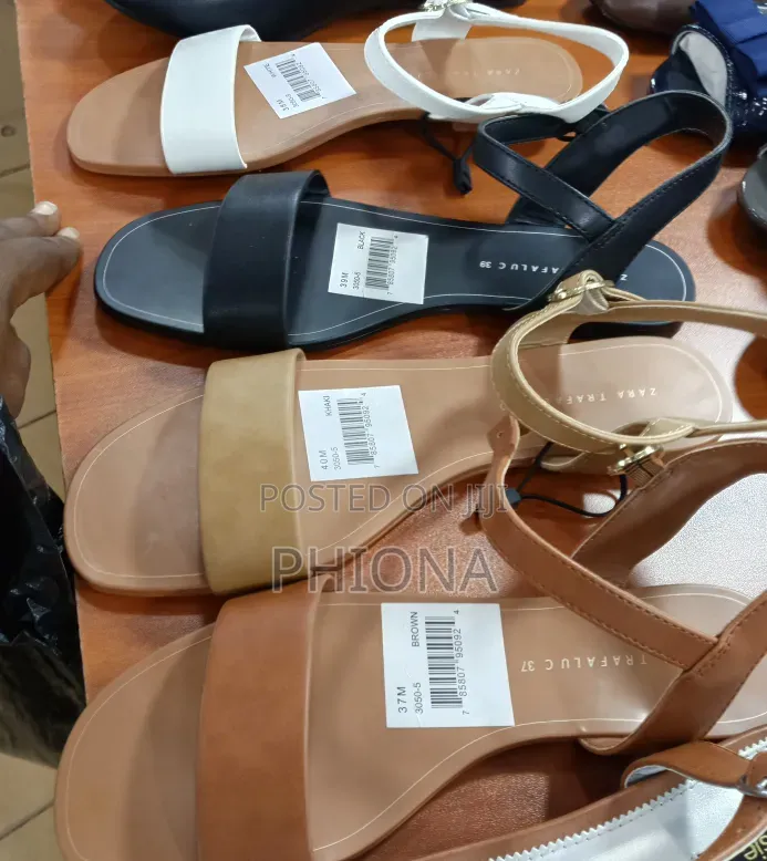 Zara Flat Strapped Shoes