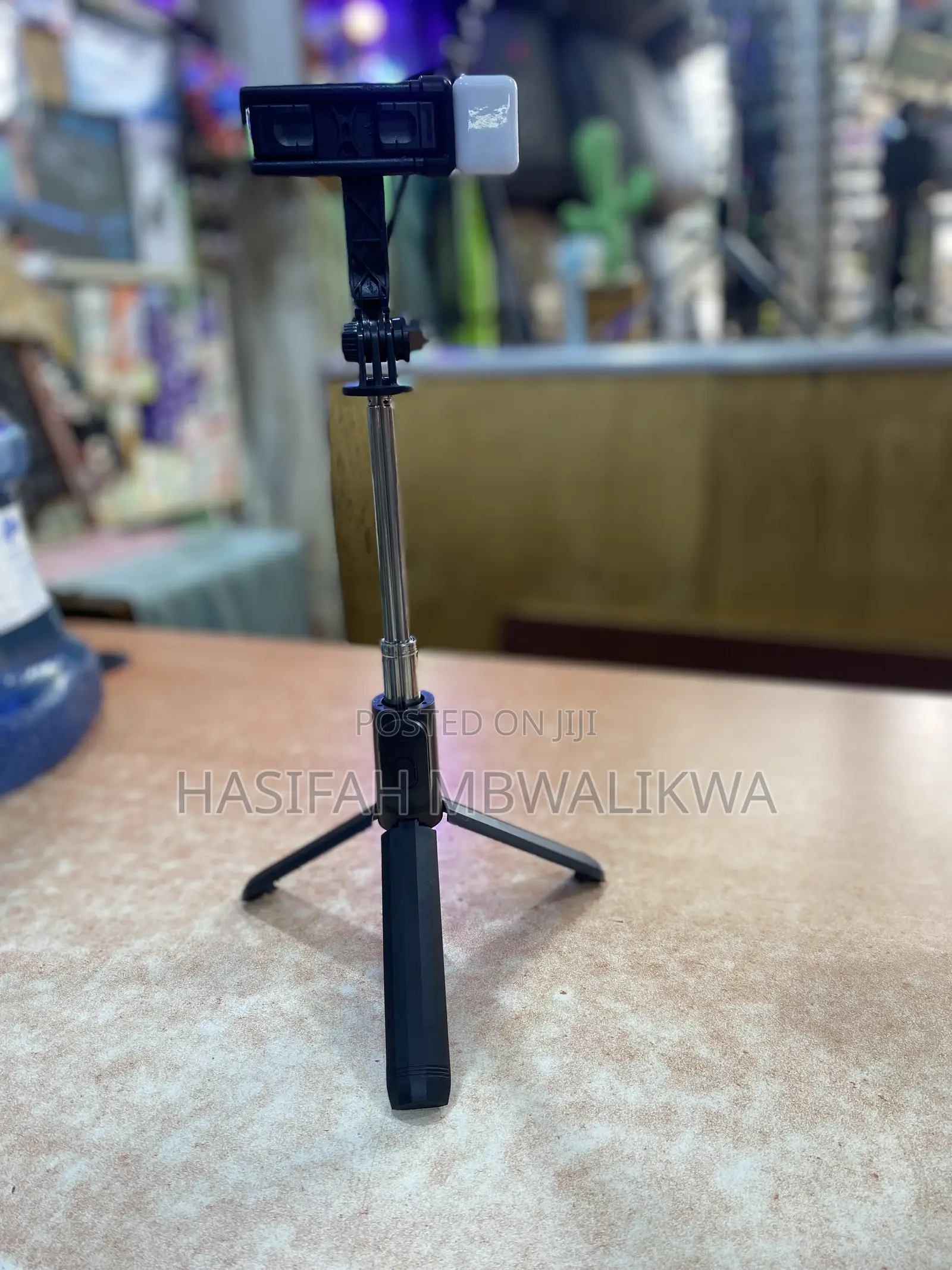 Bluetooth Selfie Stick