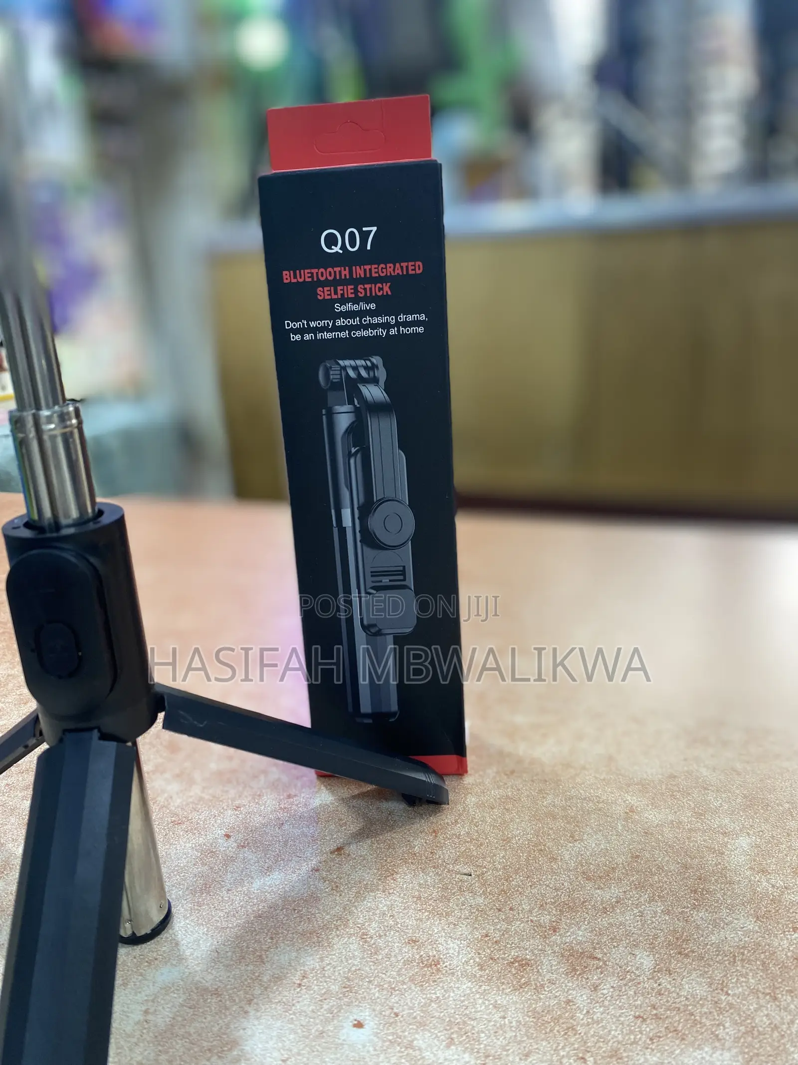 Bluetooth Selfie Stick
