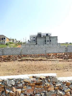 Quick Sale  
50ftby 100ft for Sale in Kira-Mulawa at 75m