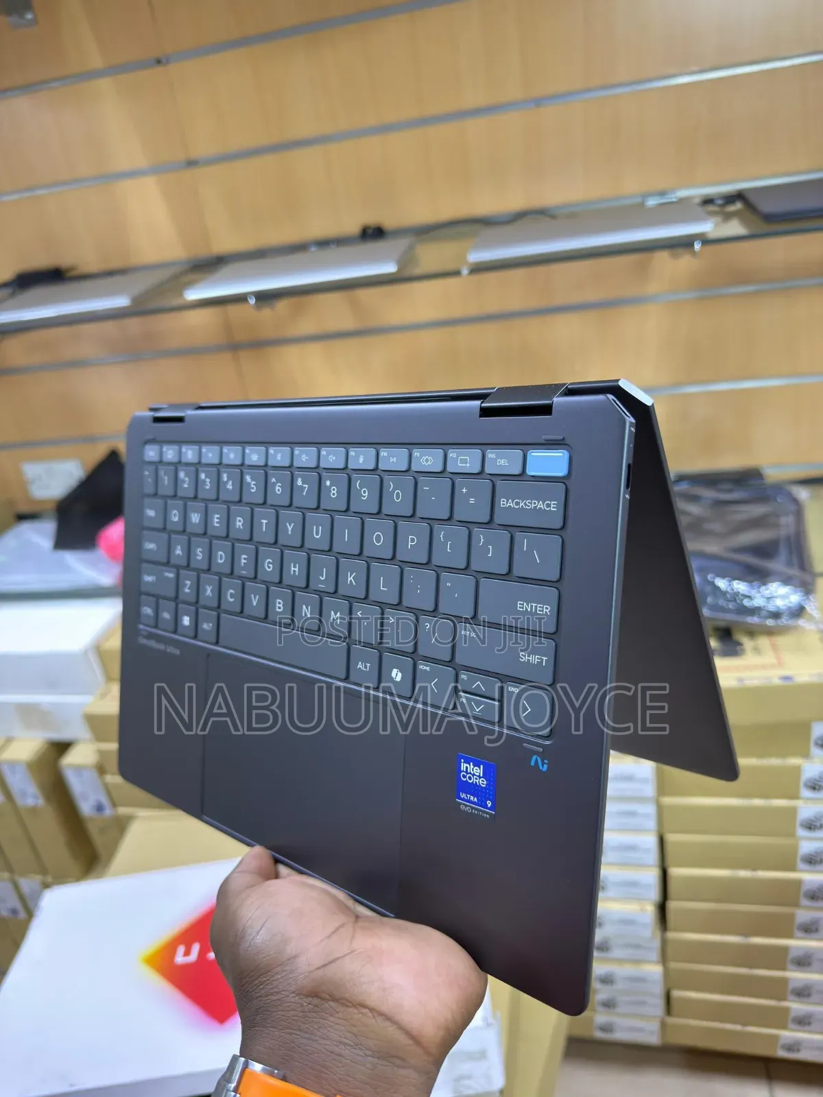 New Laptop HP OmniBook X Flip 14" 16GB Intel Core Ultra 7 SSD 1T