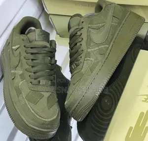 Air Force 1 Green Premium Sneakers